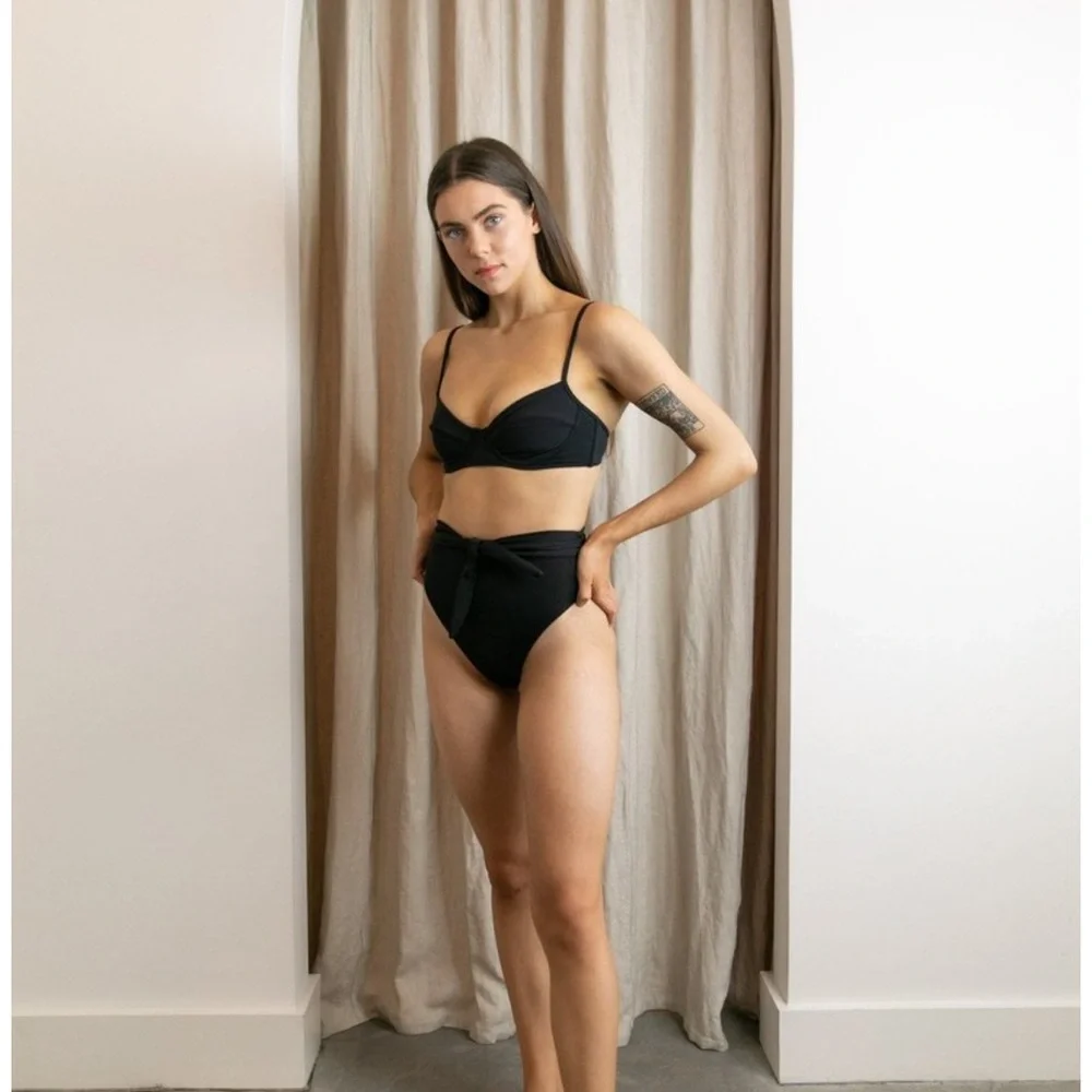 Mara Hoffman Lua bikini top - size medium - Picture 2 of 4